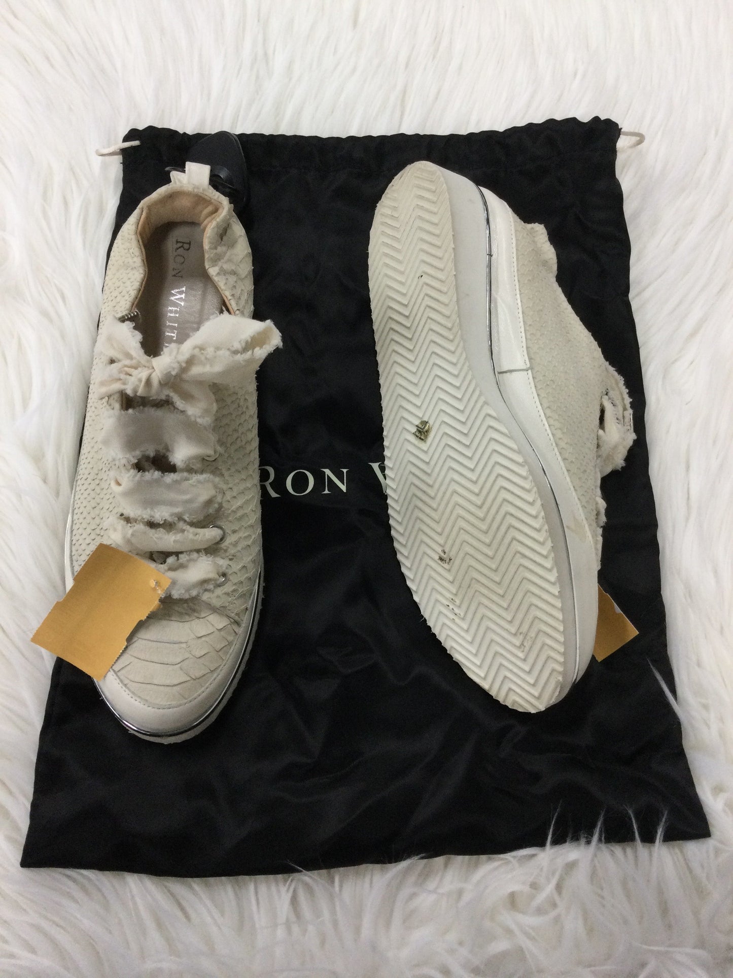 Shoes Sneakers By Cma In Cream, Size:9.5