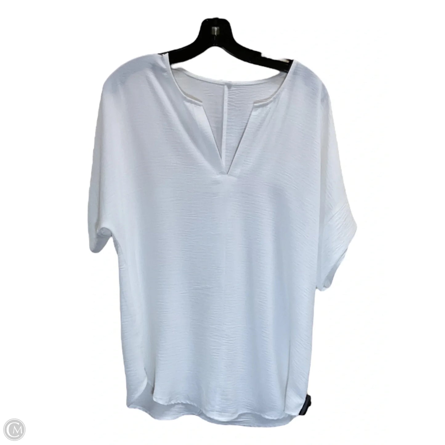 Top Short Sleeve By Zenana Outfitters In White, Size: M