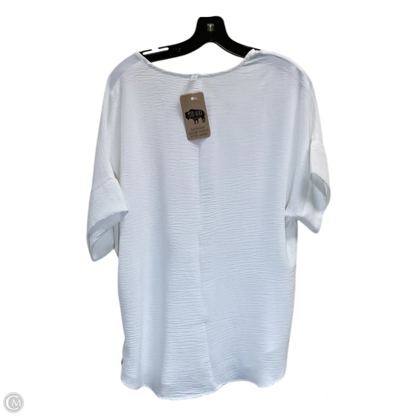 Top Short Sleeve By Zenana Outfitters In White, Size: M