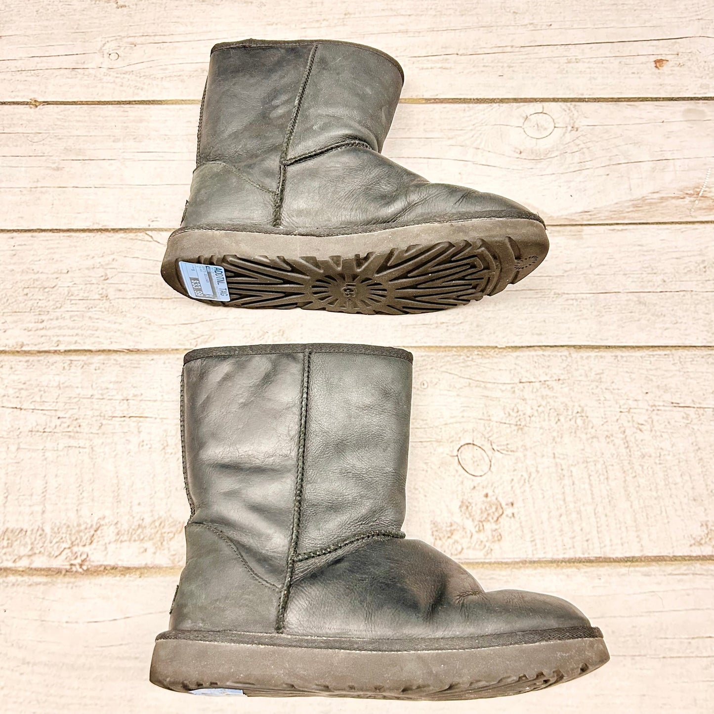 Boots Designer By Ugg Size: 9