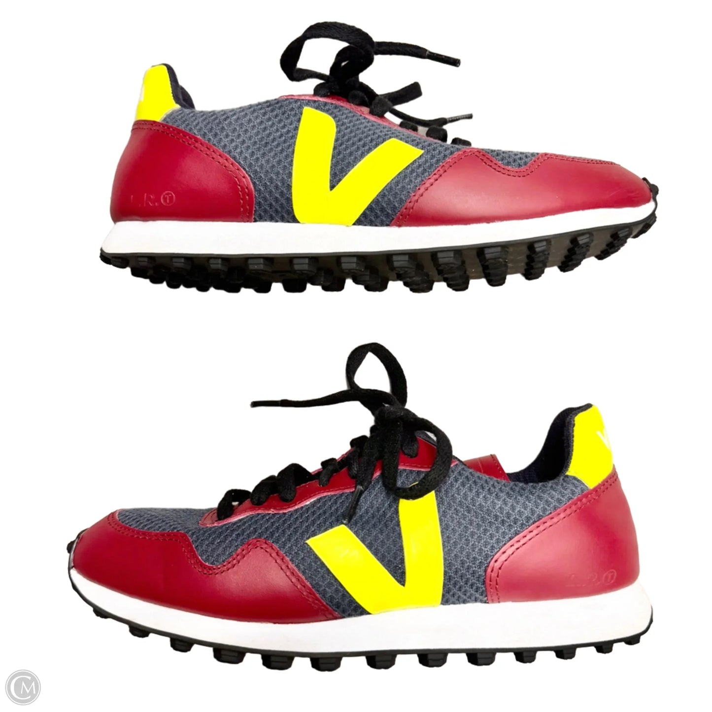 Shoes Sneakers By Cmb In Grey & Red, Size: 6