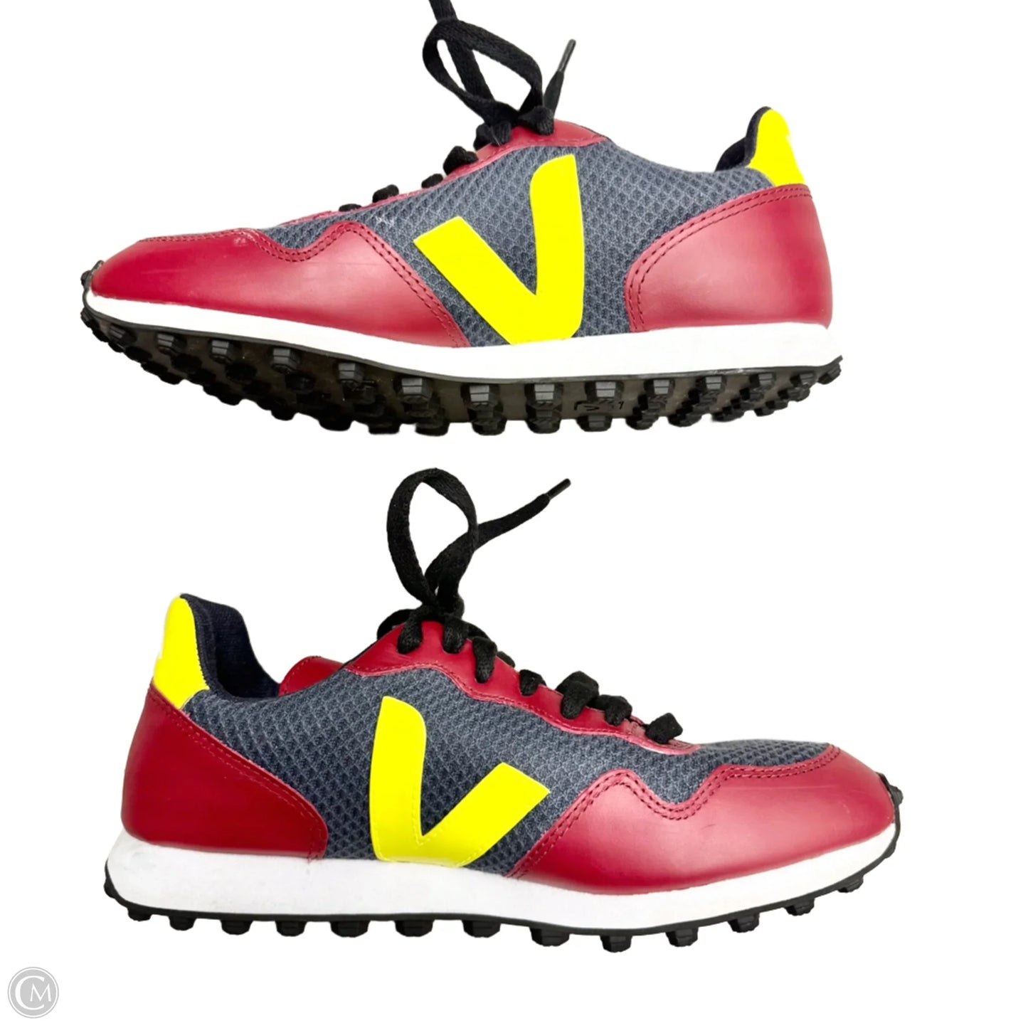 Shoes Sneakers By Cmb In Grey & Red, Size: 6