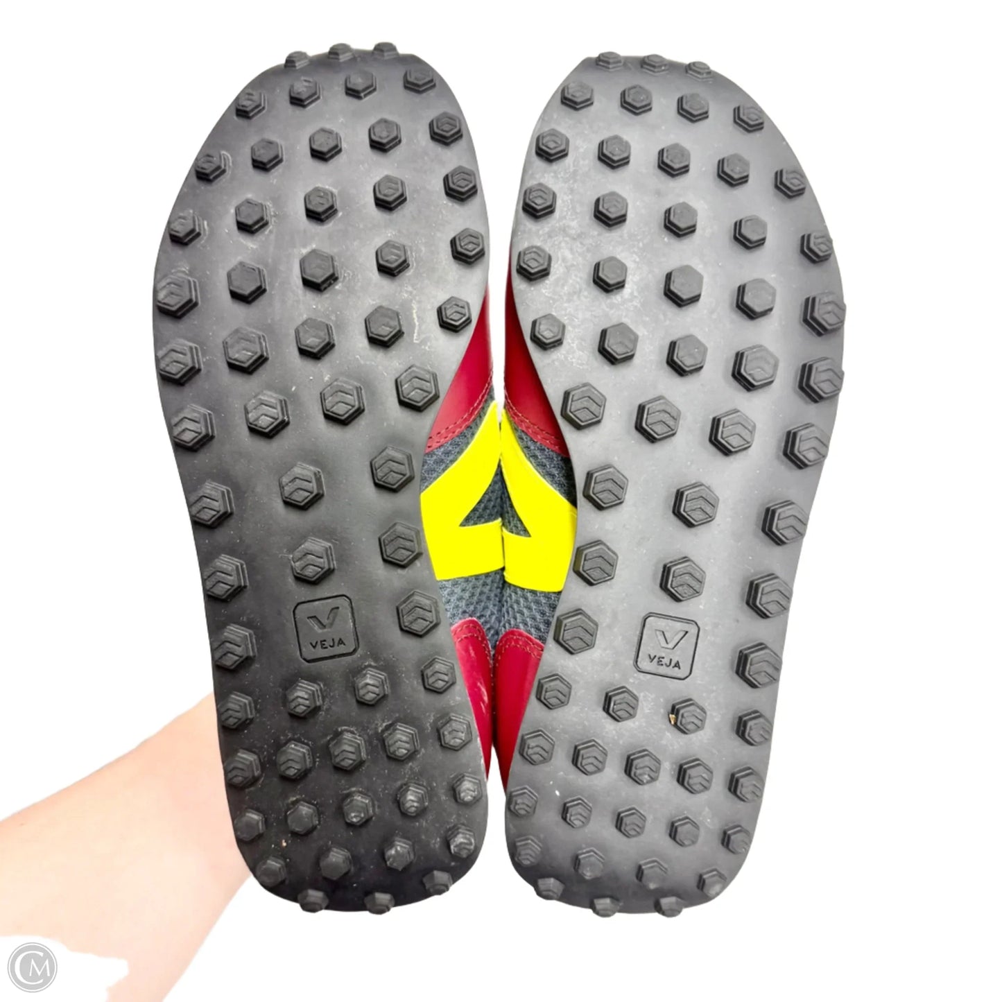 Shoes Sneakers By Cmb In Grey & Red, Size: 6