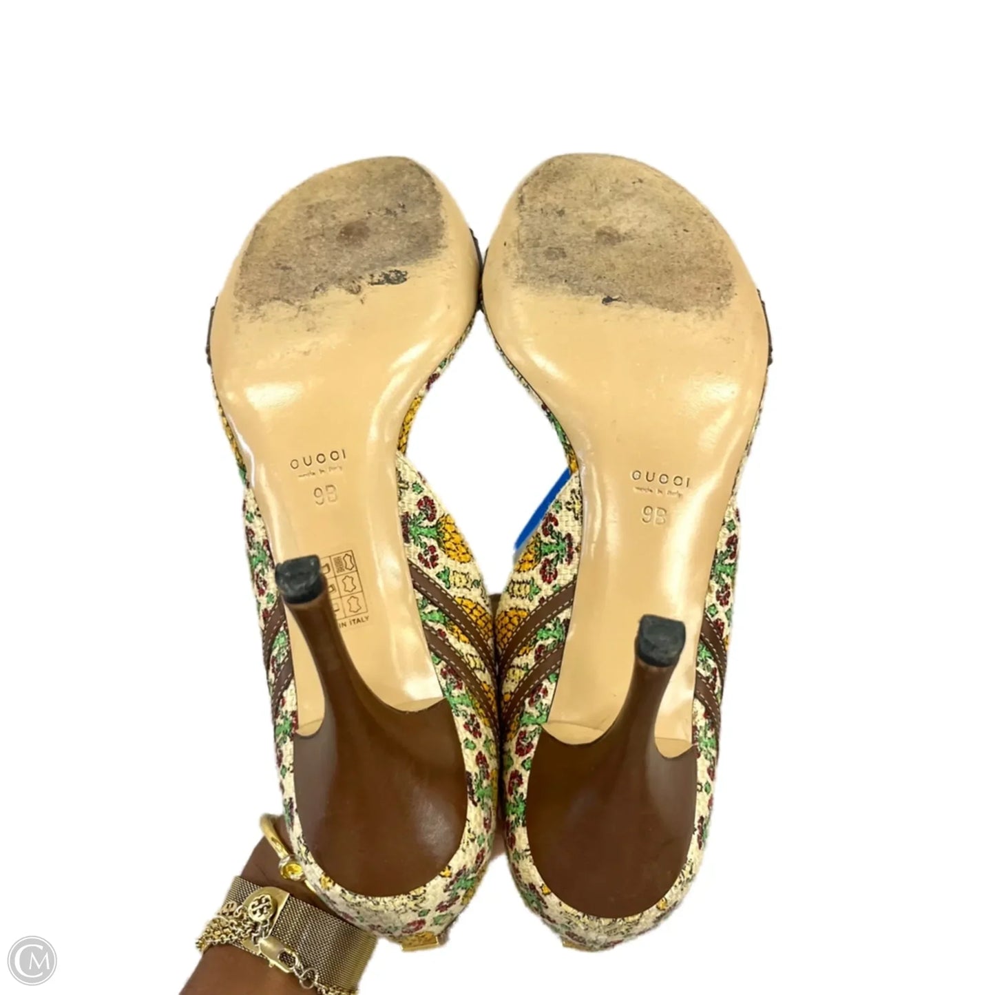 Sandals Luxury Designer By Gucci In Brown & Cream, Size: 9