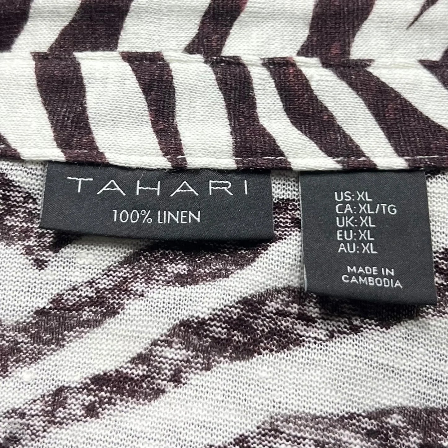 Top Short Sleeve By Tahari In Zebra Print, Size: Xl