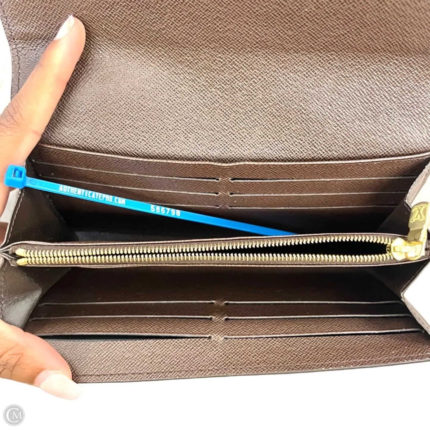 Wallet Luxury Designer By Louis Vuitton, Size: Large