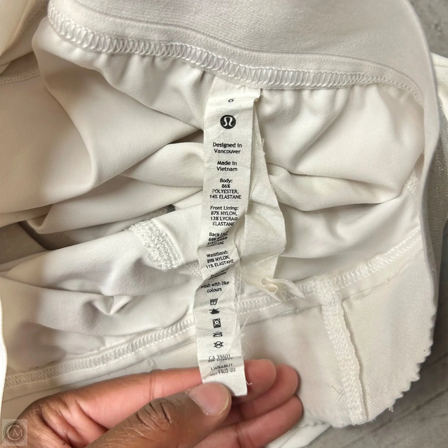 Athletic Skort By Lululemon In White, Size: 6