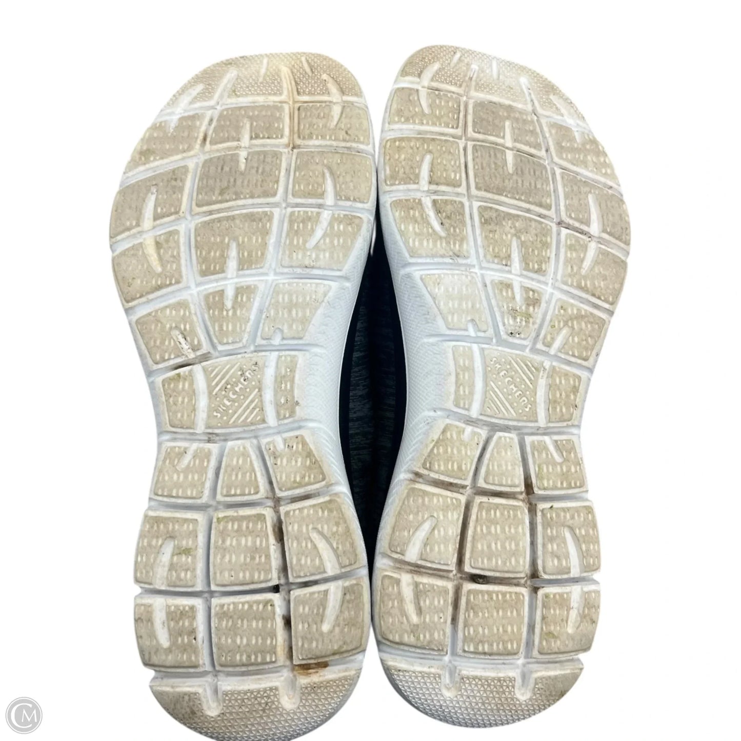 Shoes Sneakers By Skechers In Black & Grey, Size: 9