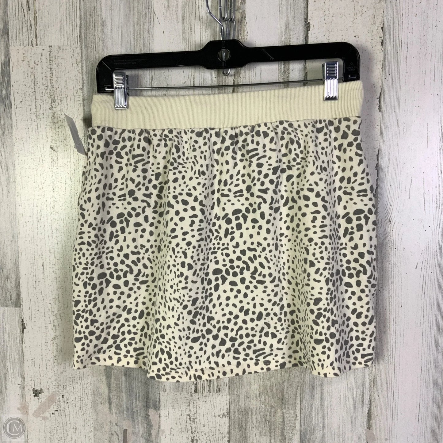 Skirt Mini & Short By Clothes Mentor In Cream, Size: 8