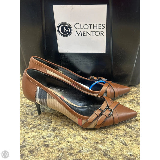 Shoes Designer By Burberry In Burberry Plaid, Size: 35