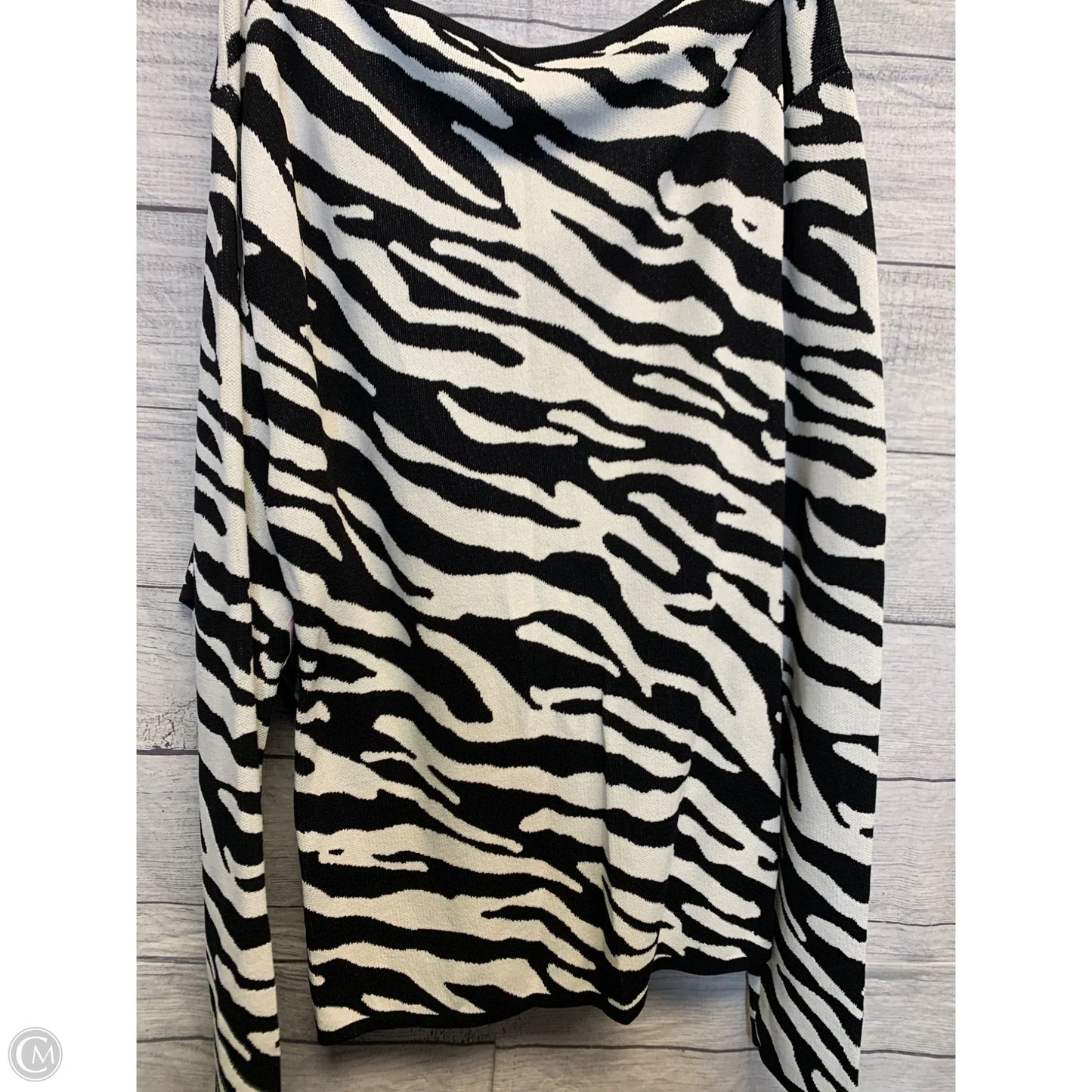 Top Long Sleeve By Gabrielle In Black & White, Size: Xl