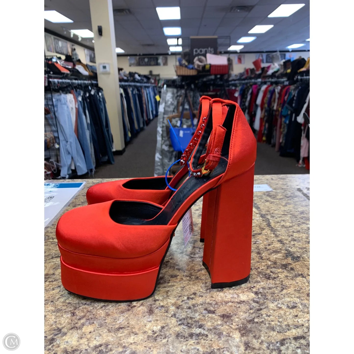 Shoes Luxury Designer By Versace In Red, Size: 11