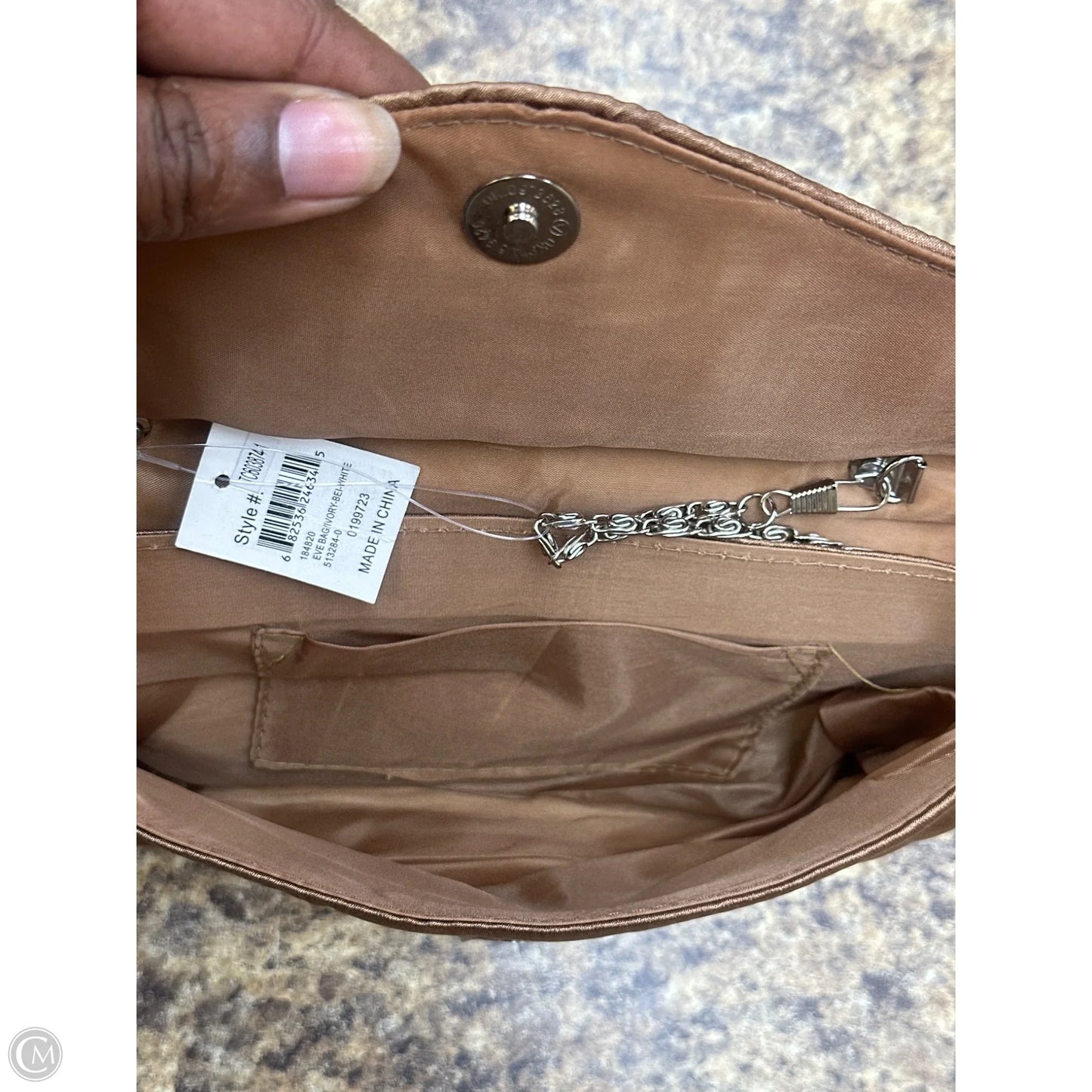 Clutch By Cmf, Size: Small