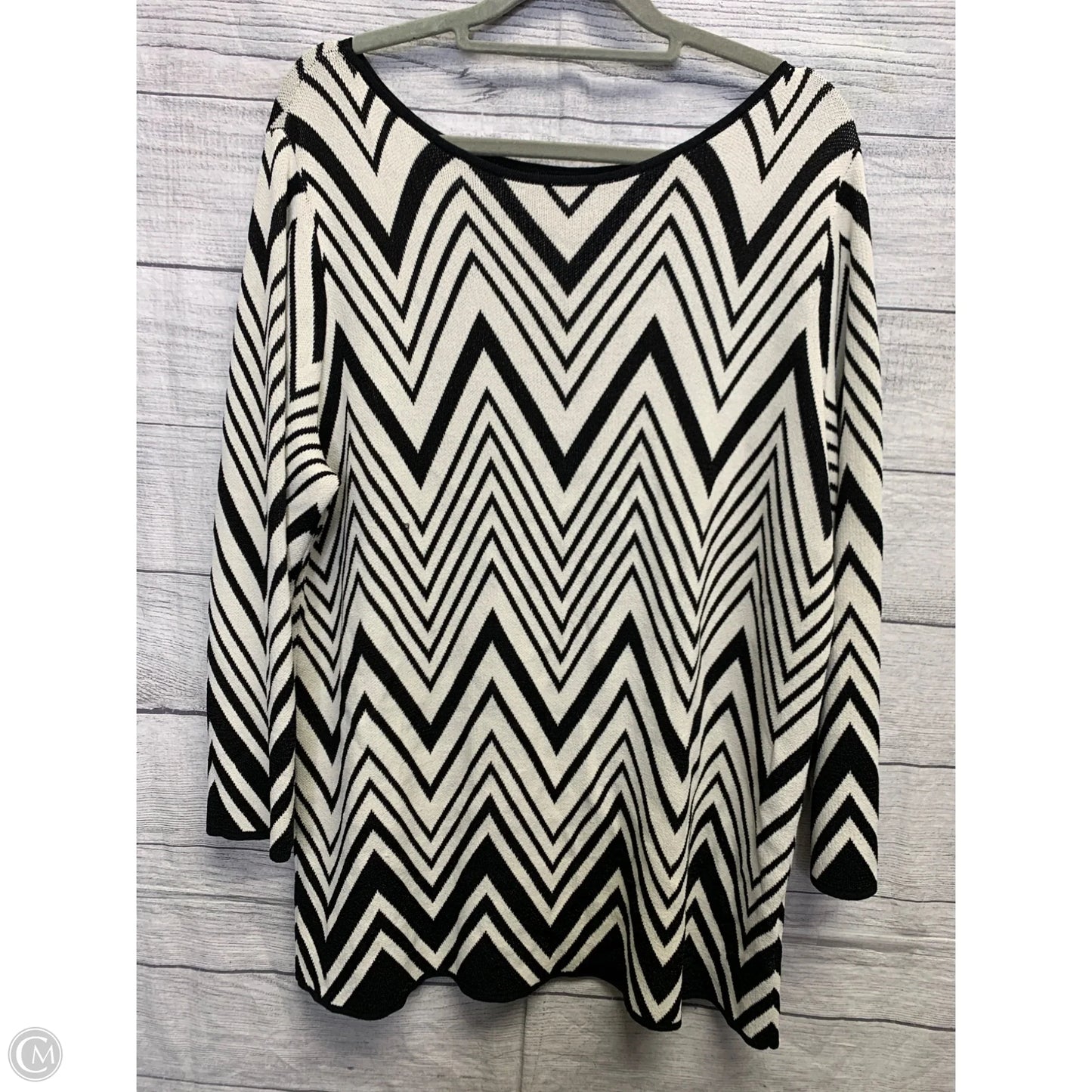 Sweater By Jones New York In Black & White, Size: 1x