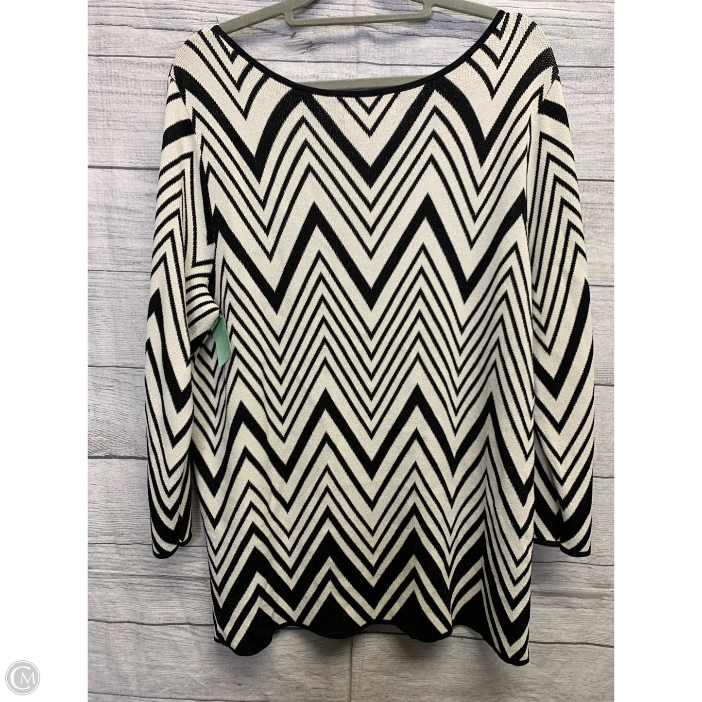 Sweater By Jones New York In Black & White, Size: 1x