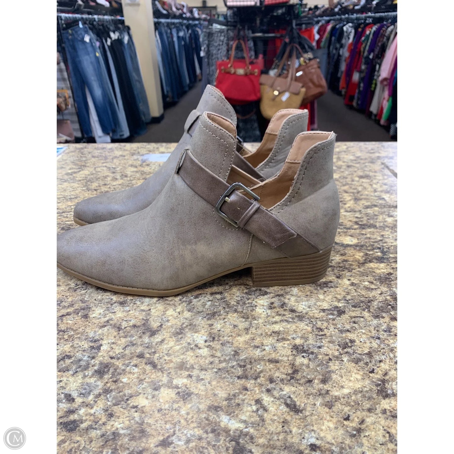 Boots Ankle Flats By Wonderly In Taupe, Size: 11