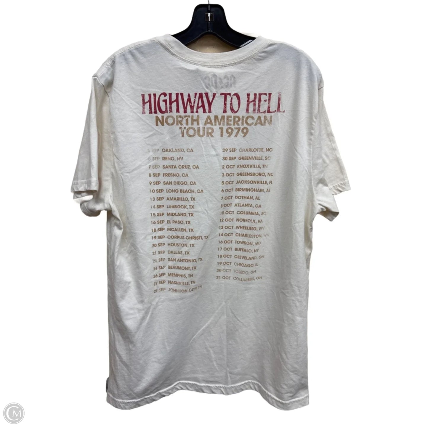 Top Short Sleeve By Clothes Mentor In Cream, Size: M