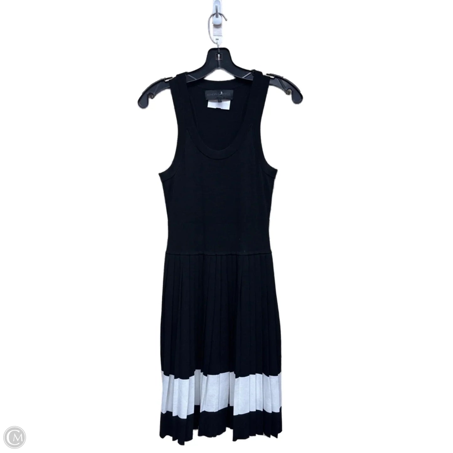Dress Casual Short By Clothes Mentor In Black, Size: S