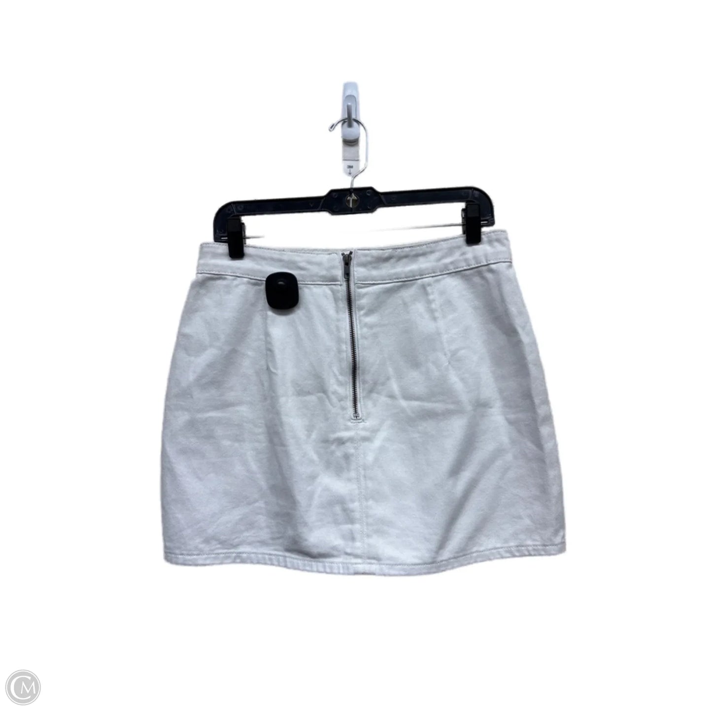 Skirt Mini & Short By Clothes Mentor In White Denim, Size: L