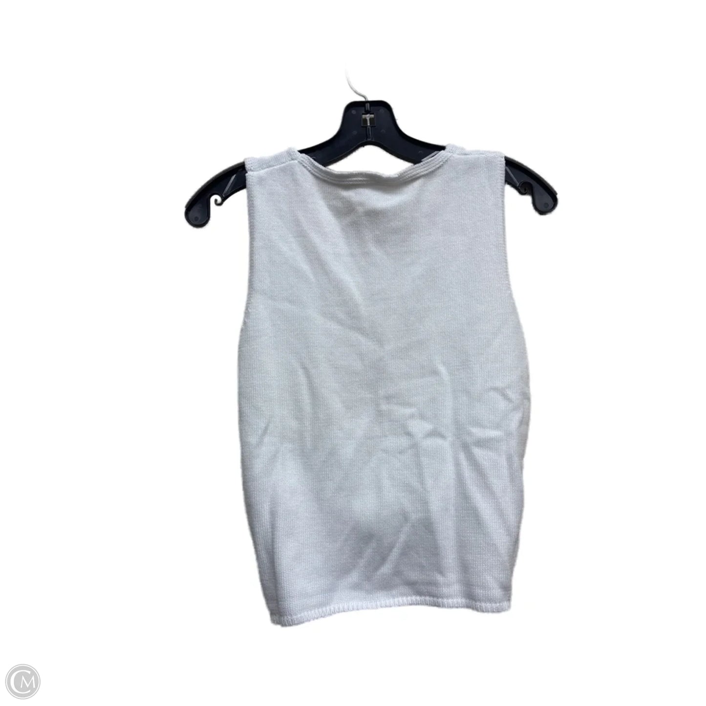 Top Sleeveless By Clothes Mentor In White