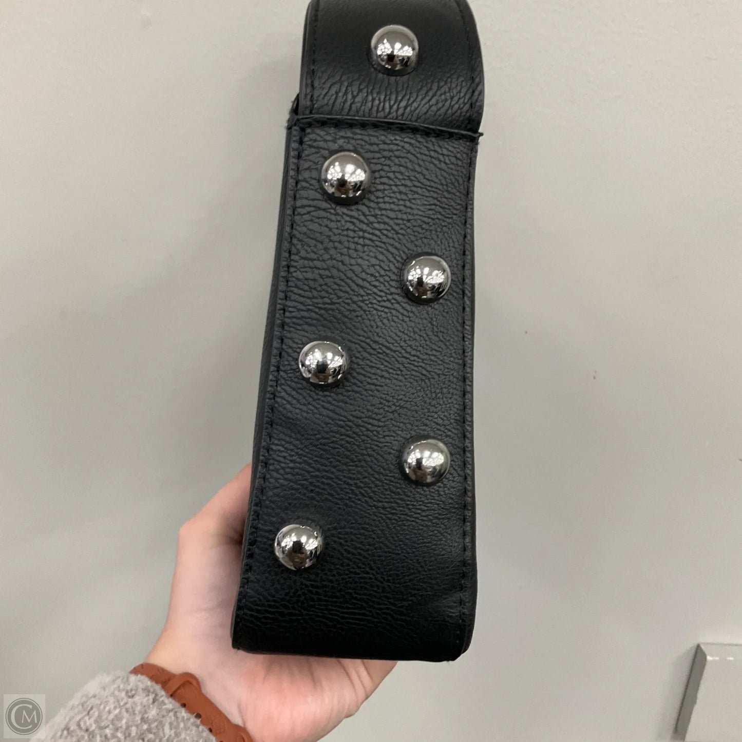 Handbag By Universal Thread, Size: Small