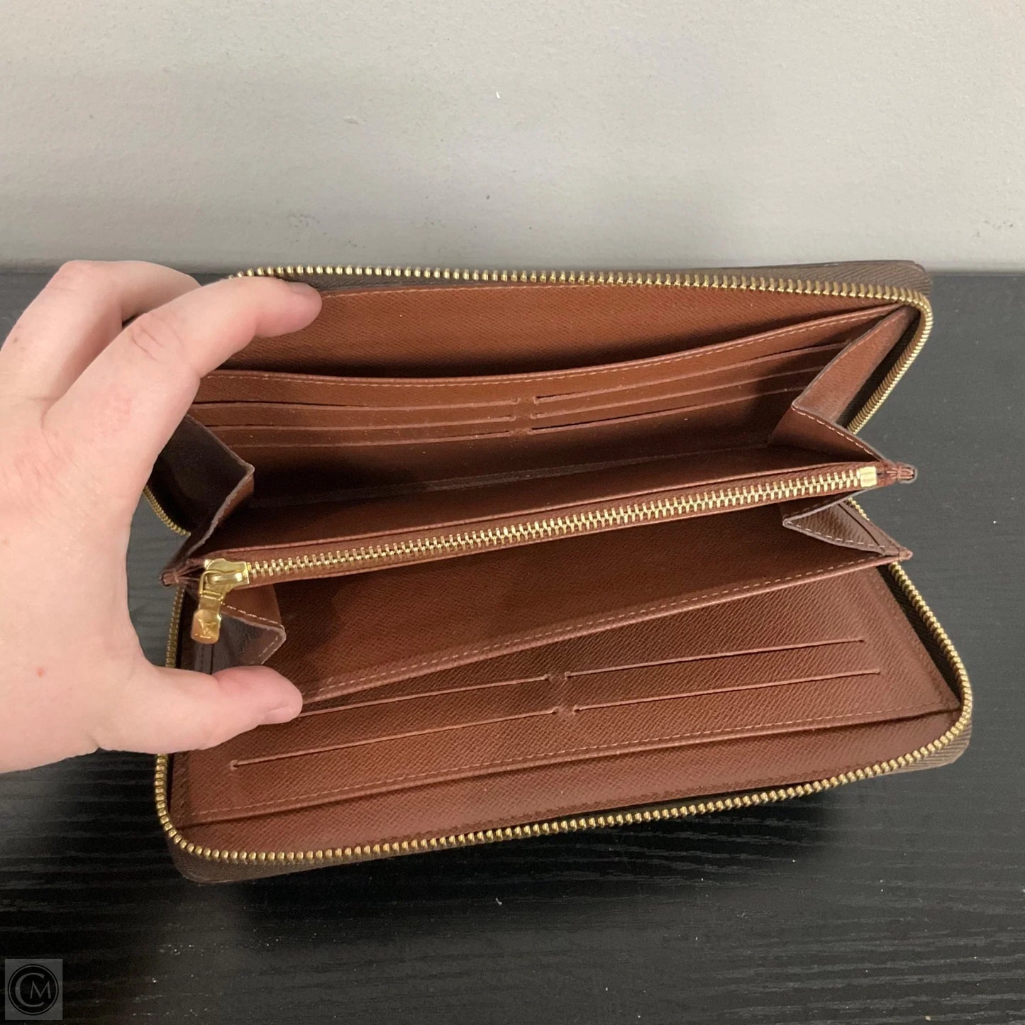 Wallet Luxury Designer By Louis Vuitton, Size: Large