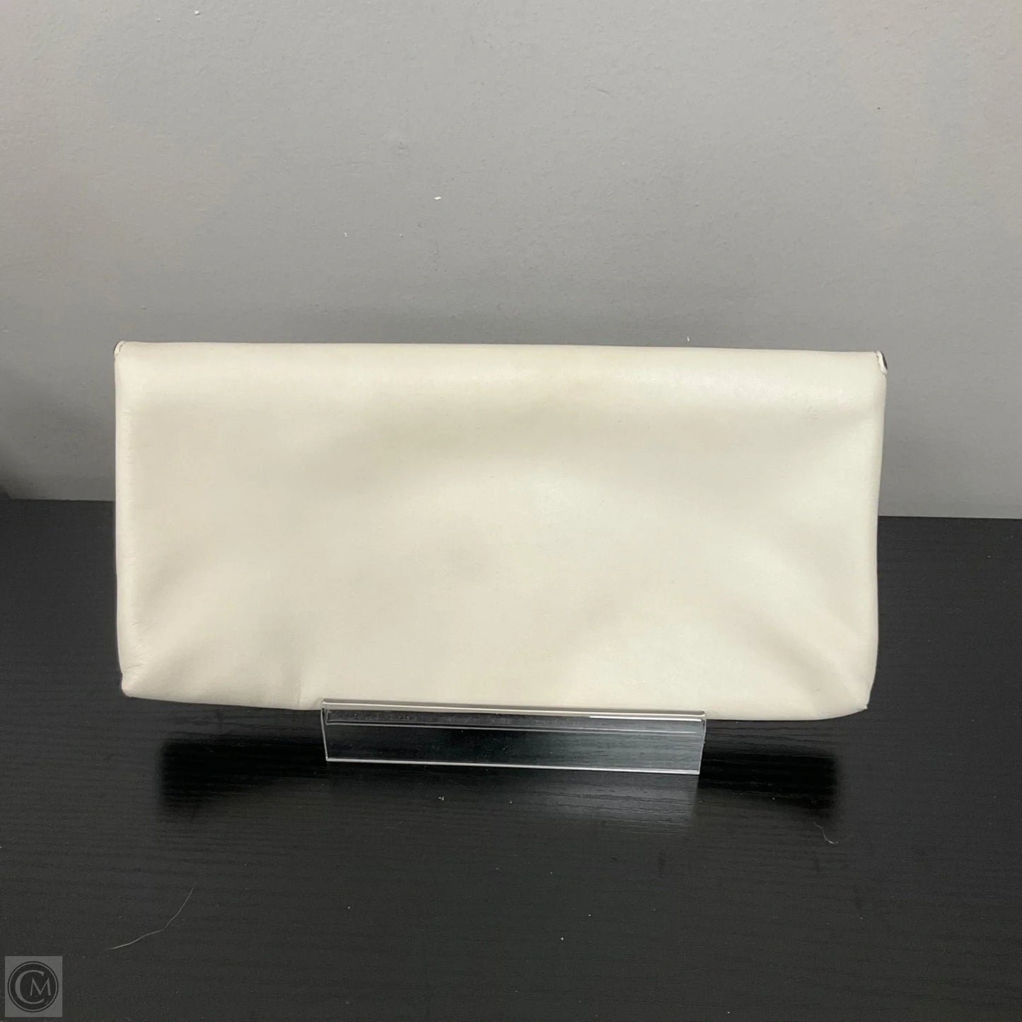 Clutch Designer By Tory Burch, Size: Medium