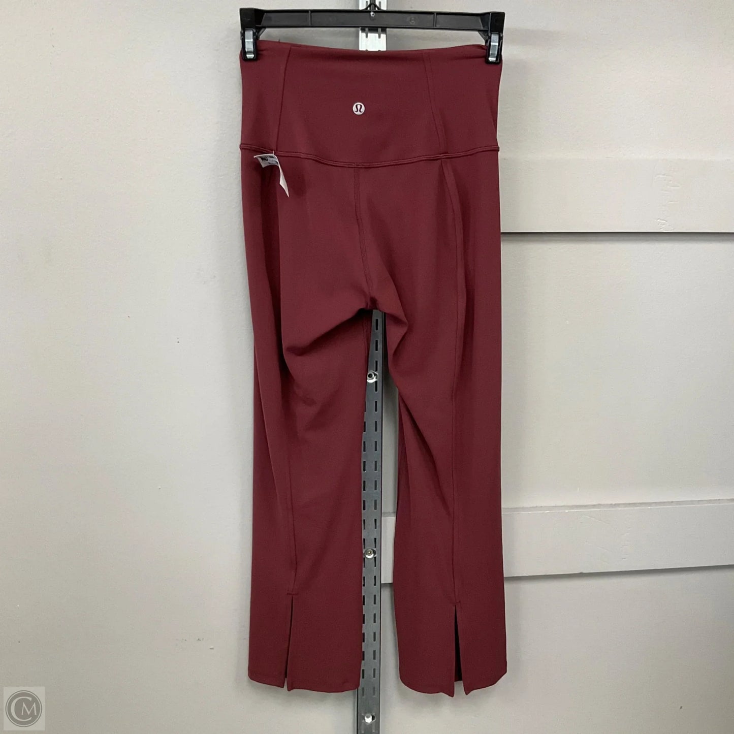 Cropped Athletic Leggings By Lululemon In Red, Size: 4