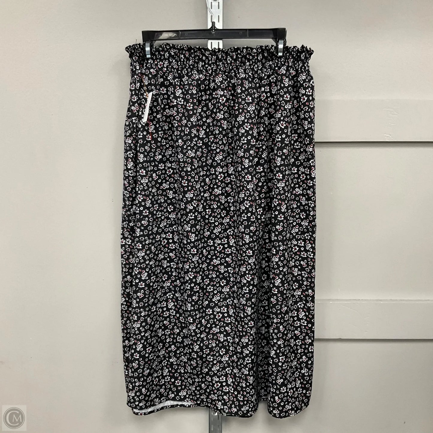 Skirt Midi By Shein In Black, Size: S