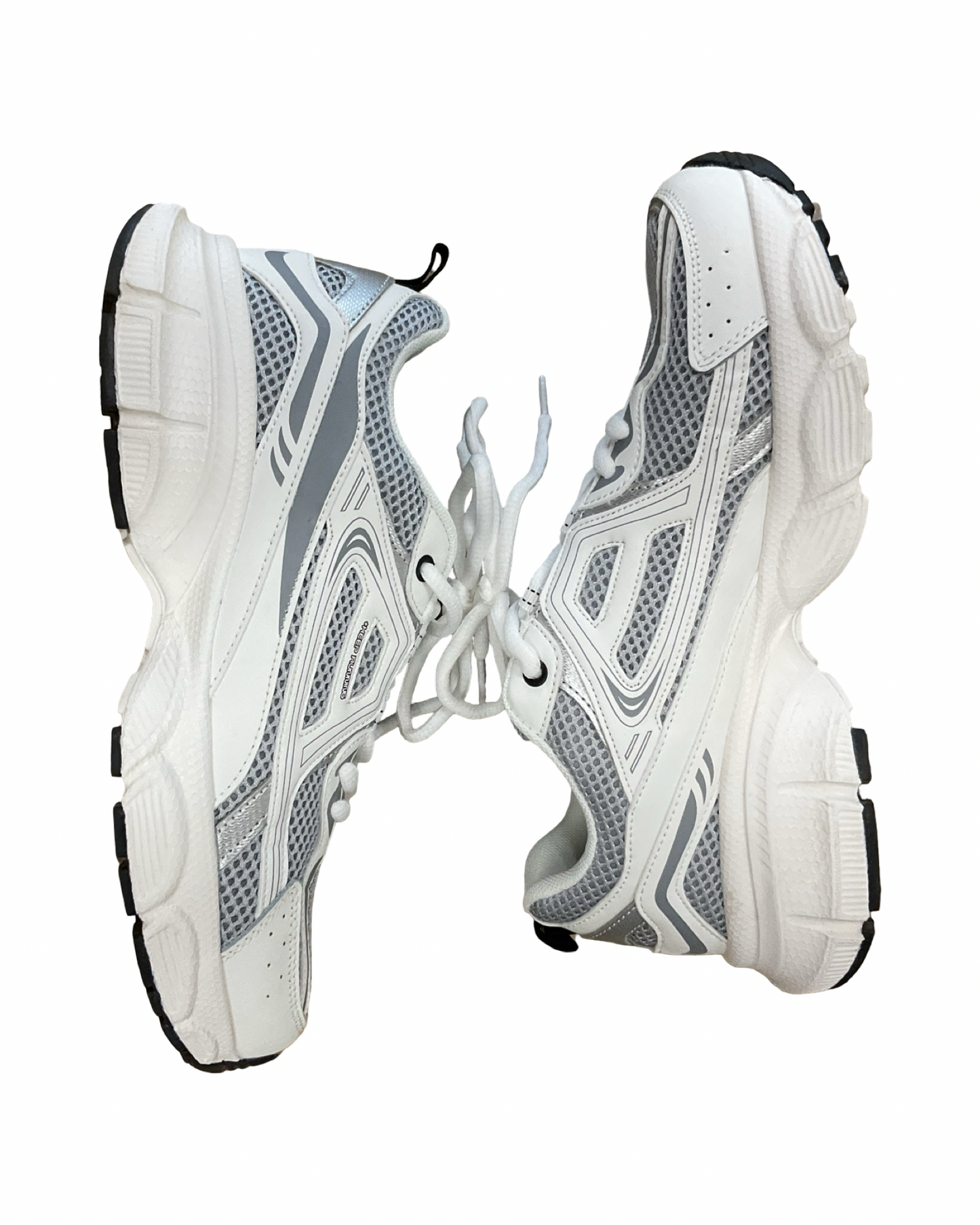 Shoes Athletic By Clothes Mentor In White, Size:9
