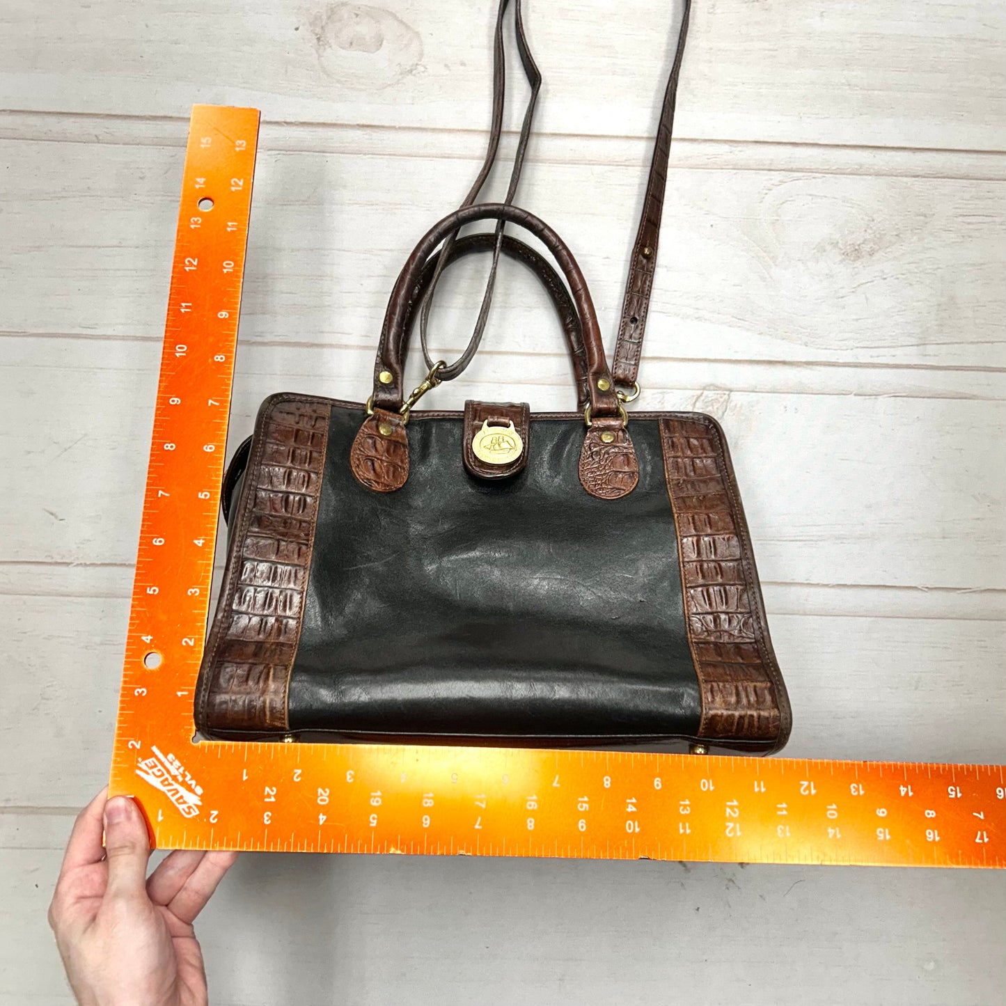 Handbag Designer By Brahmin, Size: Medium