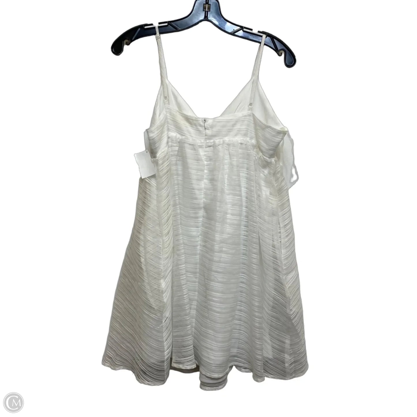 Dress Casual Short By Listicle In White, Size: M