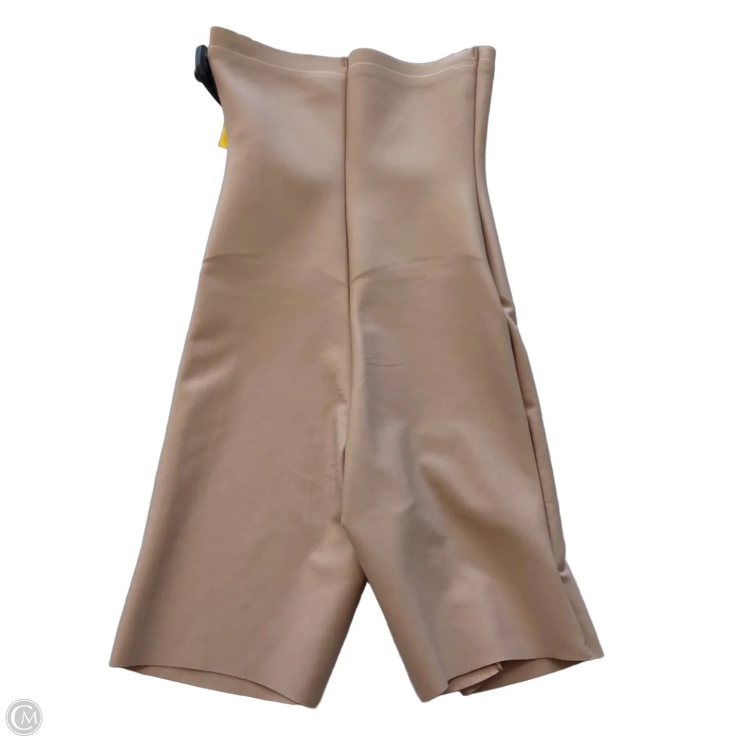 Shorts By Skims In Beige, Size: S