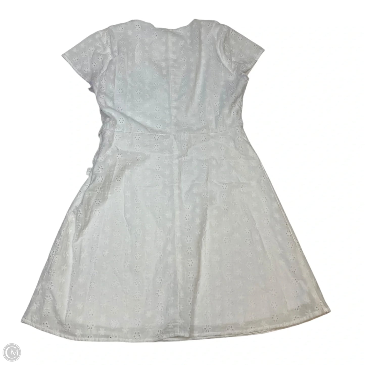 Dress Casual Short By Miami In White, Size: M