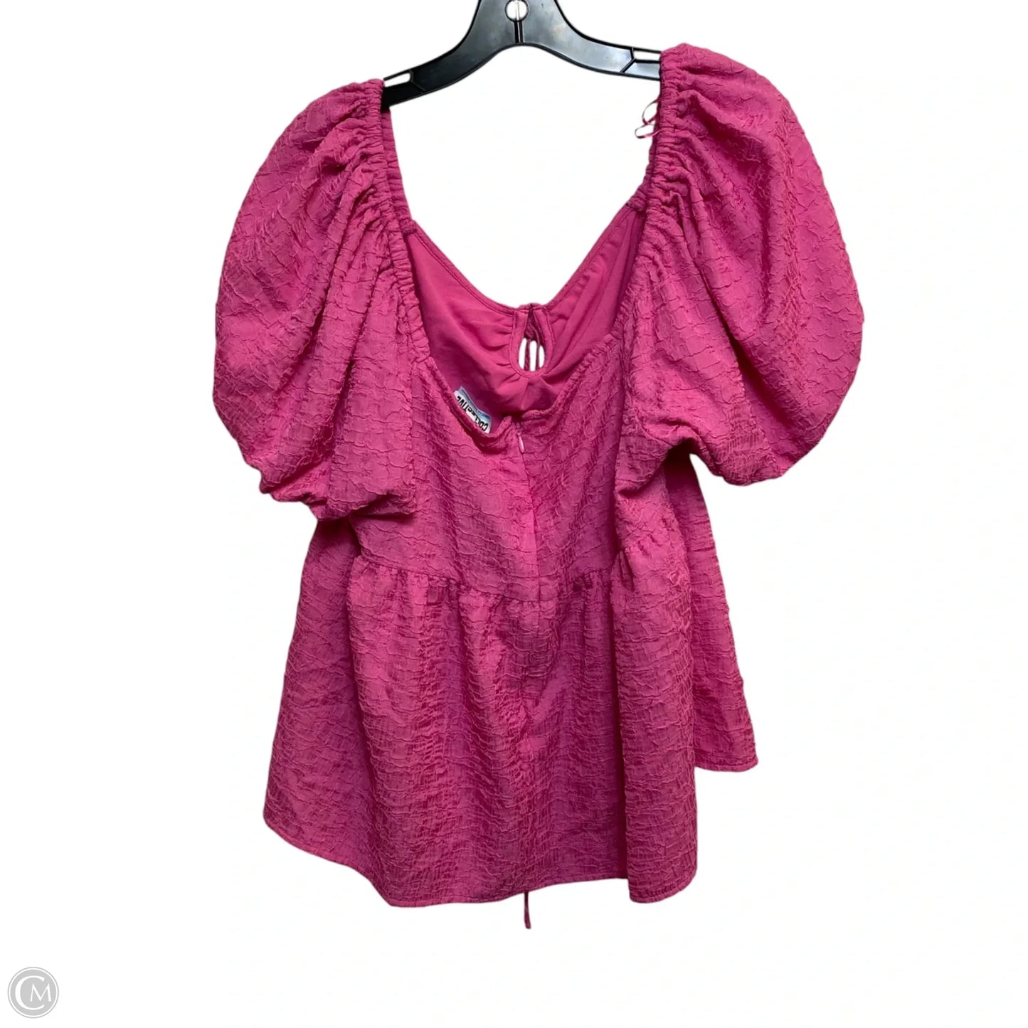 Top Short Sleeve By Future Collective In Pink, Size: Xxl