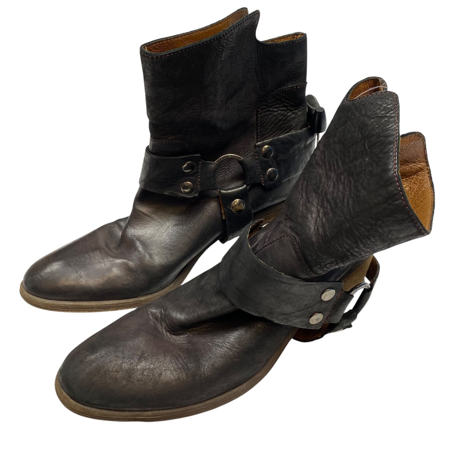 Boots Ankle Flats By Donald Pliner Size: 9