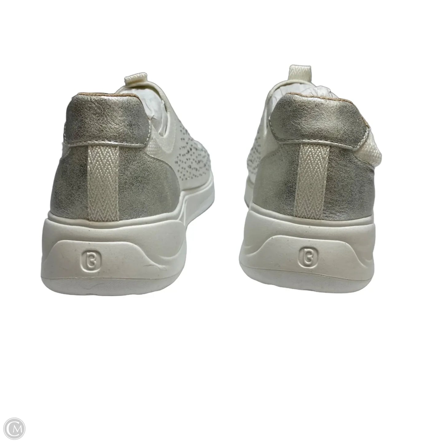 Shoes Sneakers By Bzees In White, Size: 7.5