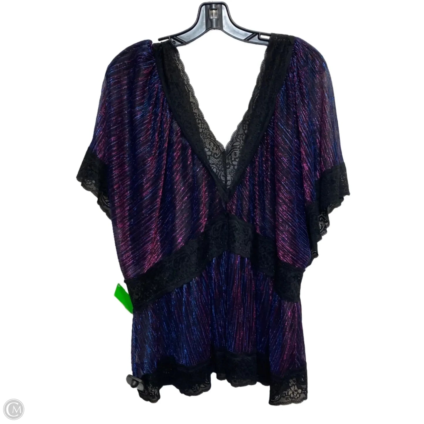 Top Short Sleeve By Forever 21 In Black & Purple, Size: 3x