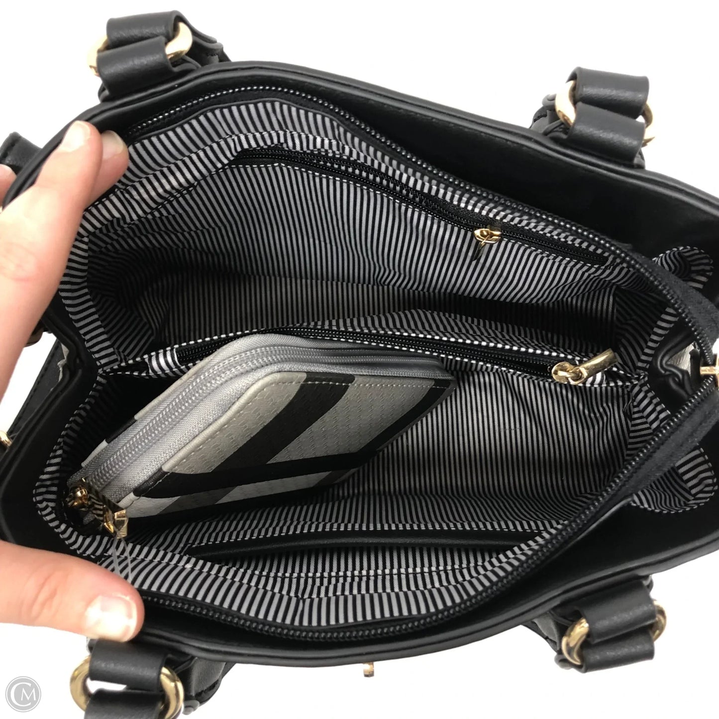 Handbag By Clothes Mentor, Size: Medium