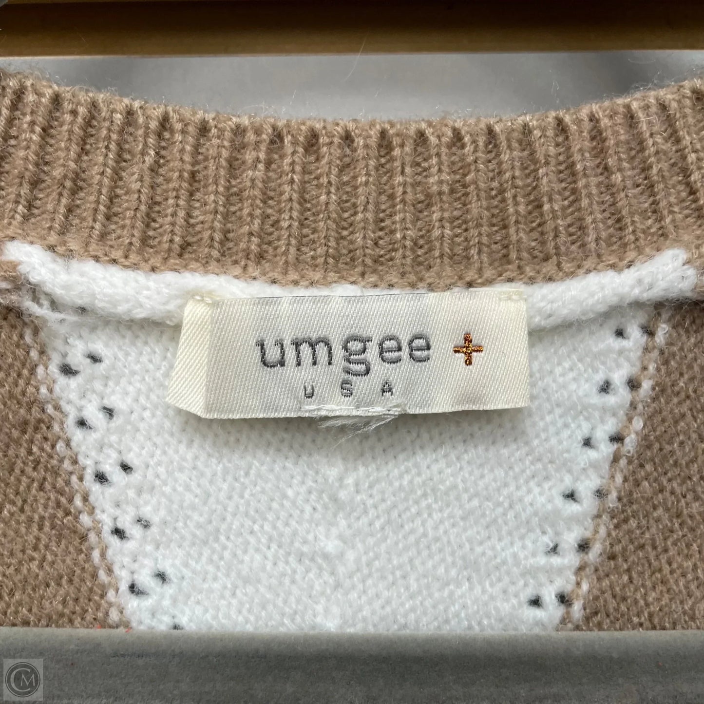 Sweater By Umgee In Tan & White, Size: 1x