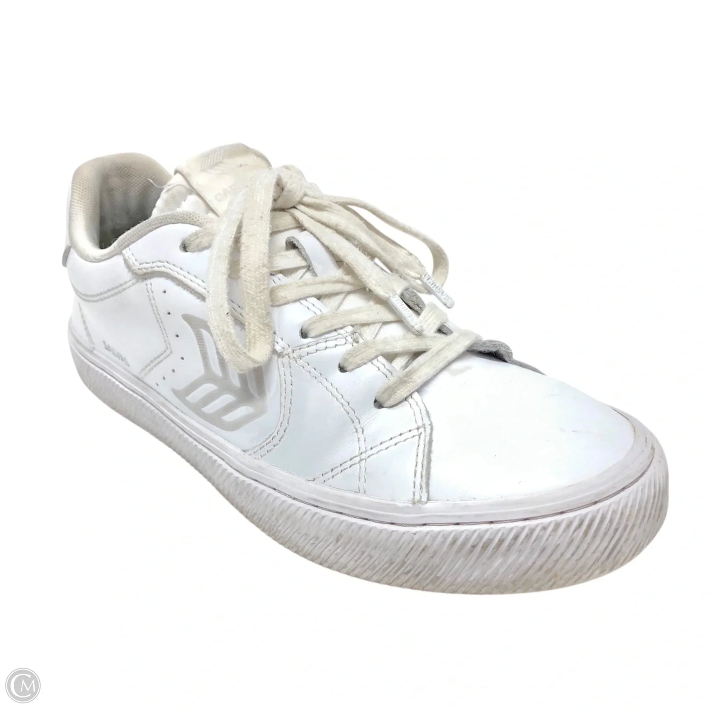 Shoes Sneakers By Cariuma In White, Size: 9