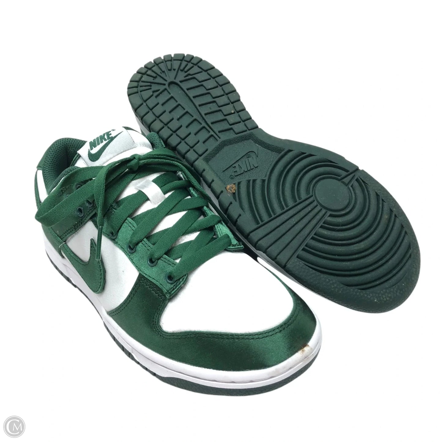 Shoes Sneakers By Nike In Green & White, Size: 7