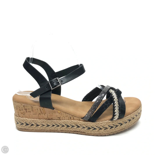 Sandals Heels Wedge By Clothes Mentor In Black & Tan, Size: 9
