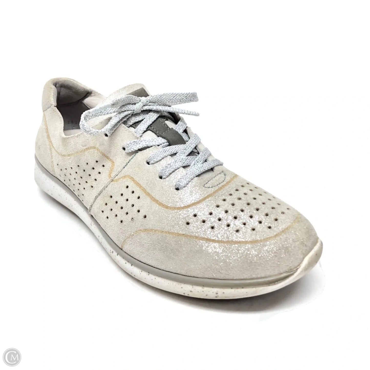 Shoes Sneakers By Clothes Mentor In Cream, Size: 8.5