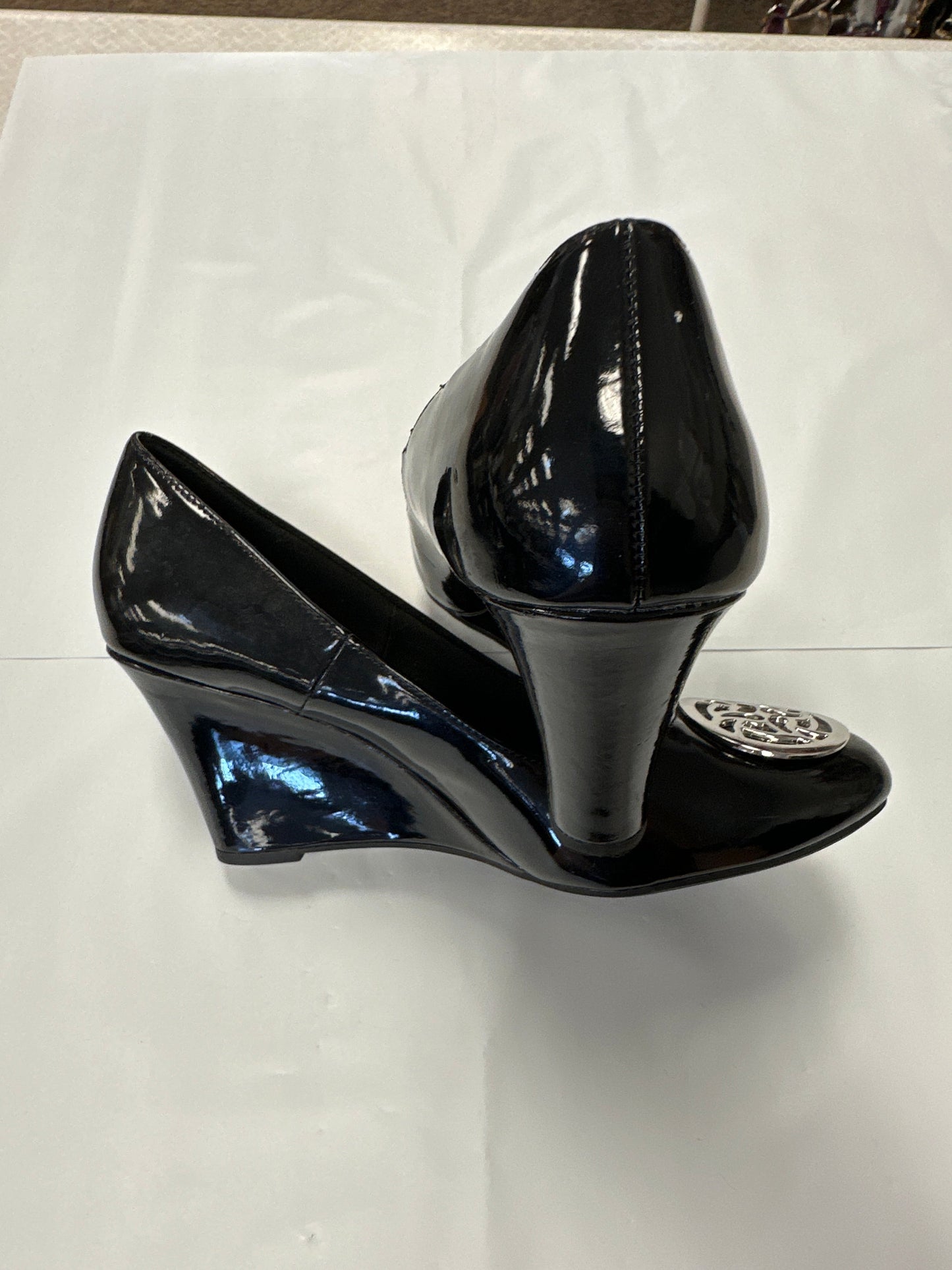 Shoes Heels Wedge By Fioni Size: 9