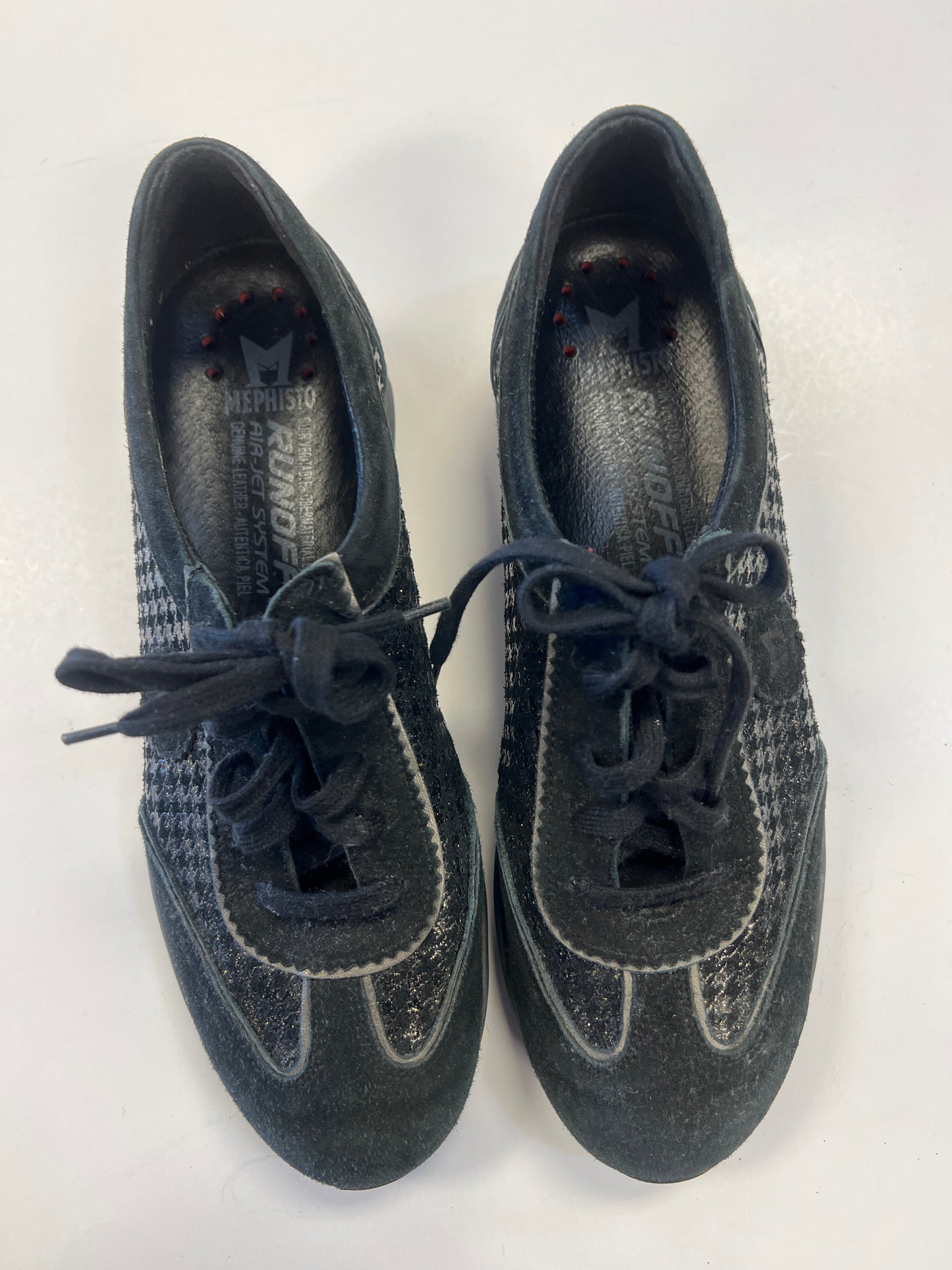 Shoes Sneakers By Mephisto Size: 8