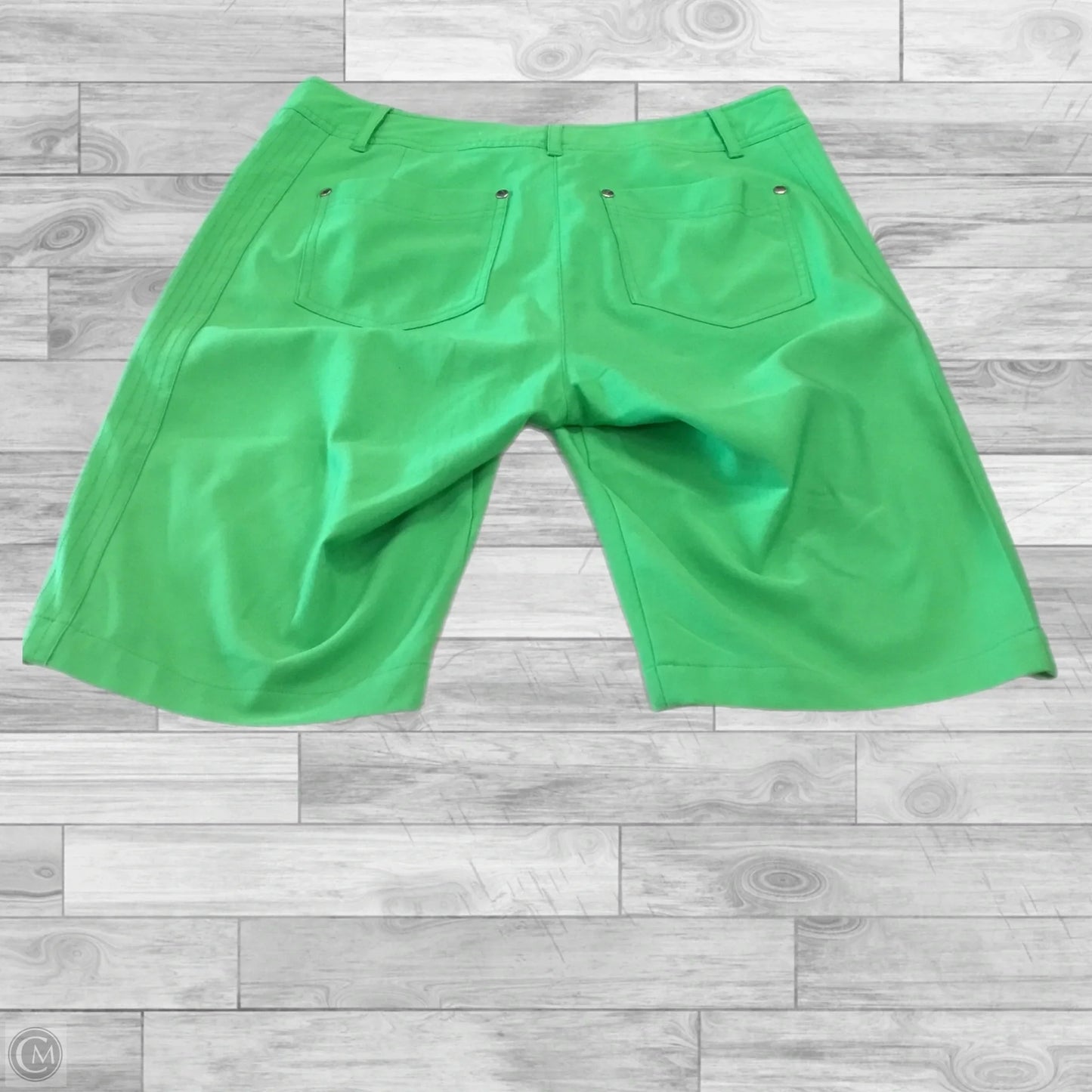 Athletic Shorts By Clothes Mentor In Green, Size: 6