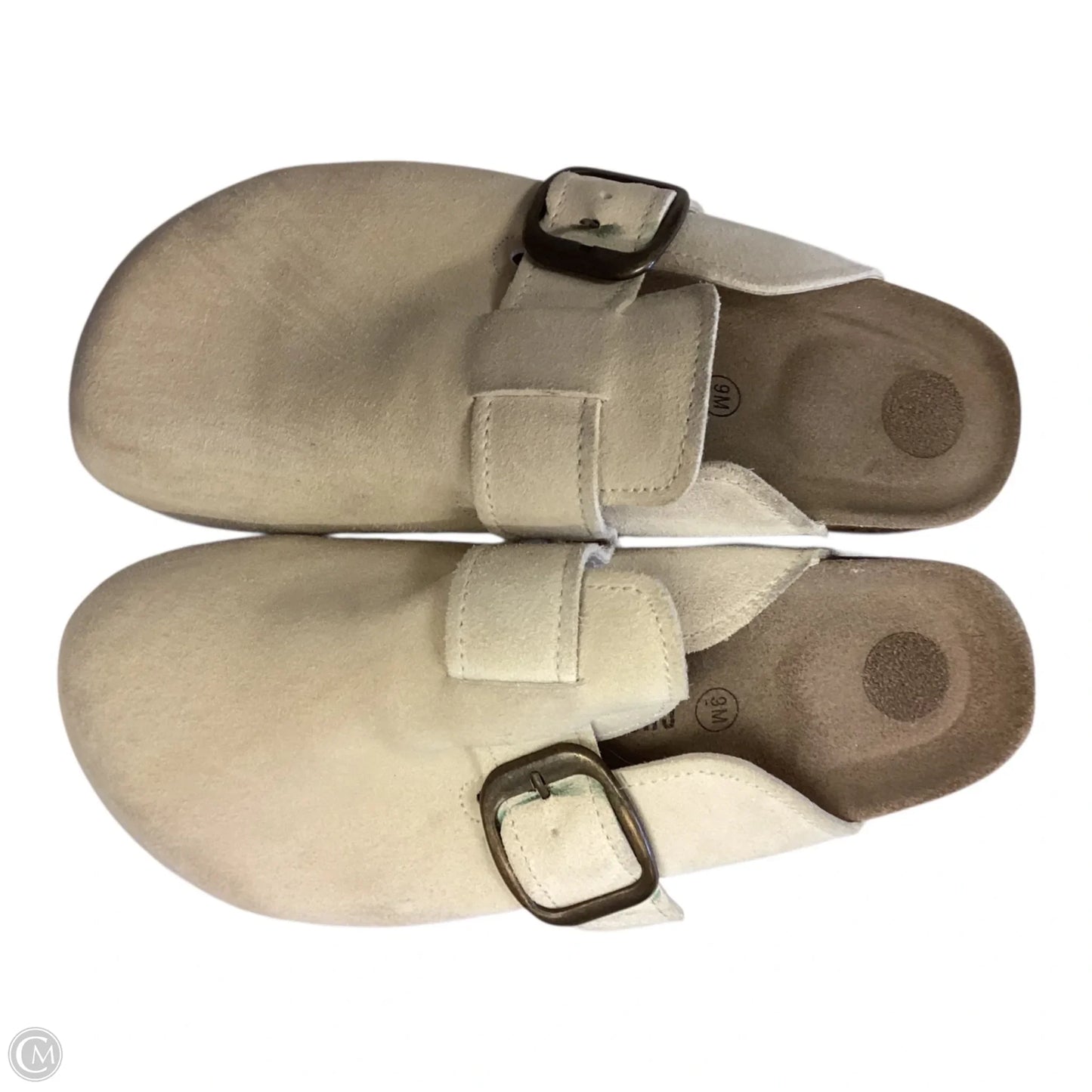 Sandals Flats By Cushionaire In Ivory, Size: 9