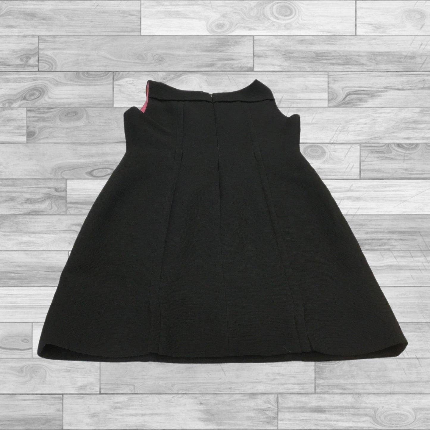 Dress Casual Short By Elie Tahari In Black, Size: 8