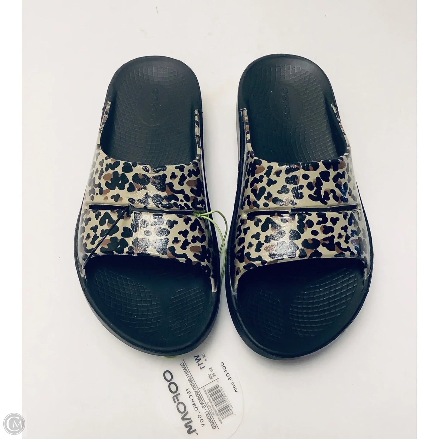Sandals Flats By Oofos In Beige, Size: 11